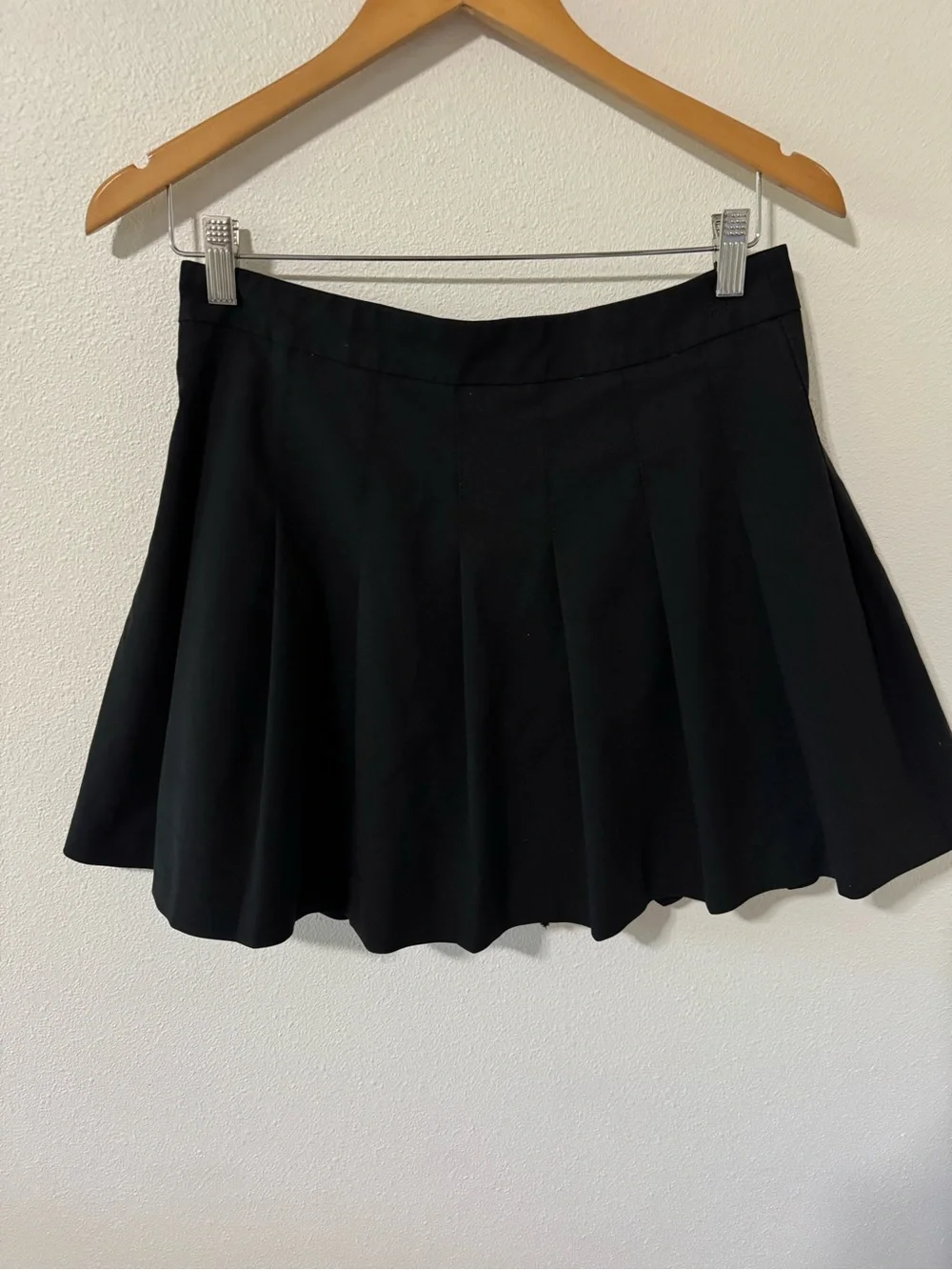 Aritzia Sunday Best Olive Micro Pleated Skirt Black High Rise Lined Mini-10